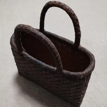 산포도의 짜임 바구니 백 스퀘어형