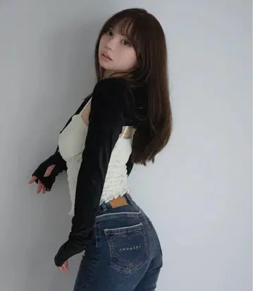 Mei shirring tops andmary black