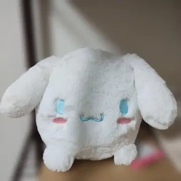 동글동글 시나모롤 봉제 인형