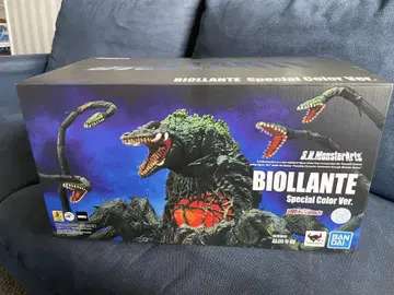 S.H.MonsterArts 비올란테 Special Color Ver.