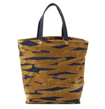 mina perhonen (미나 페르호넨) puska 제브라 패턴 토트백