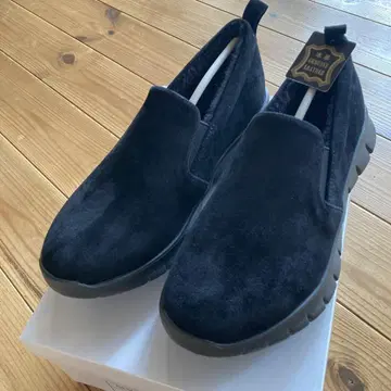 패드루즈 스웨이드 슬립온 23.5cm