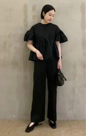 Mila Owen 블랙 셋업
