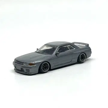 스카이라인 R32 GT-R 가챠 커스텀 제품