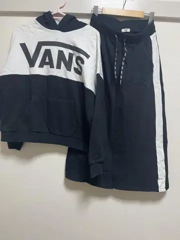 VANS 로데오 크라운 콜라보 후드티 스커트 세트