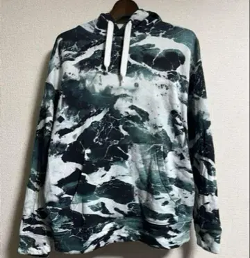 EMPORIO ARMANI EARCTIC 올 패턴 지속 가능한 후드티