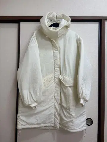 [ WEGO ] 후드 부착 롱 기장 화이트 자켓