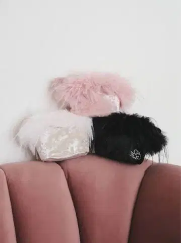 새상품 SNIDEL HOME 퍼 벨로아 파우치 BLACK