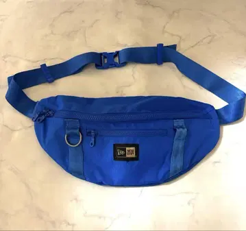 NEW ERA 뉴에라 바디백 파랑 웨스트 파우치