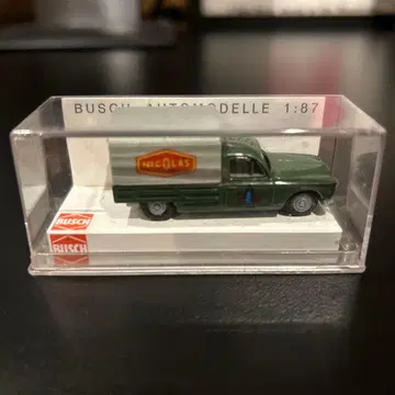 BUSCH 1:87 스케일 미니카 Peugeot 403