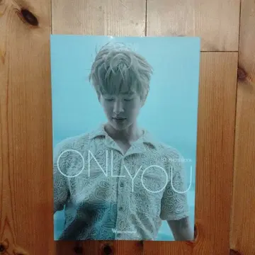 ONEW ONLYOU 사진집