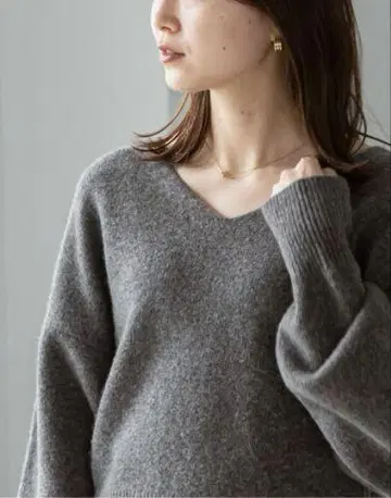 noble CA/W 숏V 풀오버 그레이