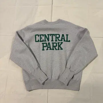 Unlikely Simple Sweat Crew CENTRAL PARK