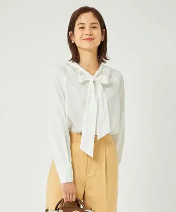 그린 레이블 릴랙싱 보타이 개더 2WAY 블라우스