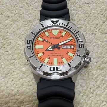 SEIKO 다이버즈 오렌지 몬스터 자동 와인딩