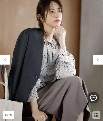 쿠미쿄쿠 스트라이프 자카드 타이트 스커트 카키 M 사이즈
