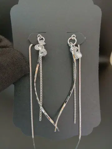 미사용 새상품 고져스 흔들리는 롱 아메리칸 귀걸이 14cm