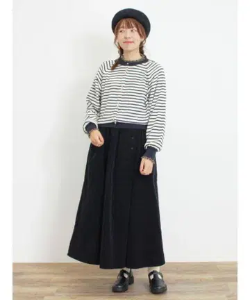 사만사 모스모스 가는 코듀로이 사이드 턱 스커트 블랙