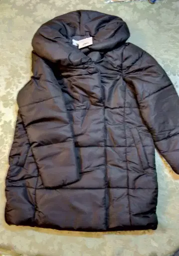 AZUL 블랙 다운 자켓 M 사이즈