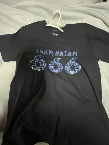 TEAM SATAN 666 티셔츠 블랙 큐빅