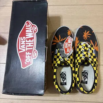 VANS 체크 무늬 스니커즈 블랙/옐로우 컬러/오렌지 박스 포함
