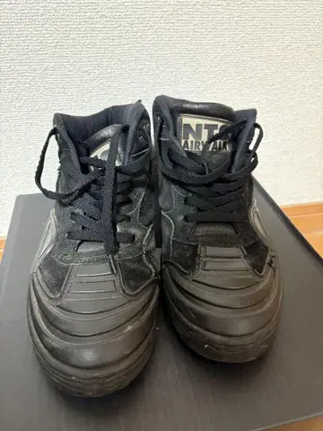 AIR WALK 블랙 하이컷 스니커즈