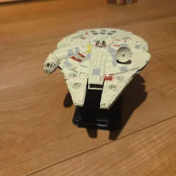 Star Wars Millennium Falcon