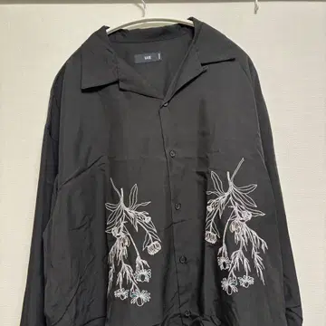 HARE 꽃무늬 자수 오버 사이즈 셔츠 블랙