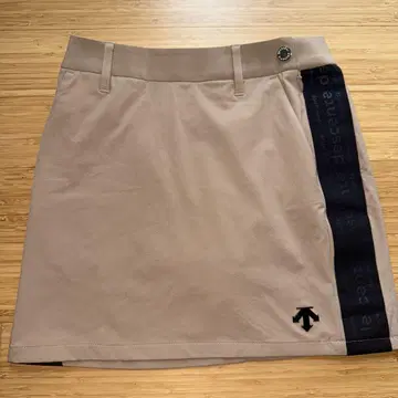 DESCENTE 여성용 골프 스커트 베이지