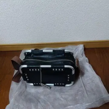 장 폴 고티에 파이프 가방 소 단종