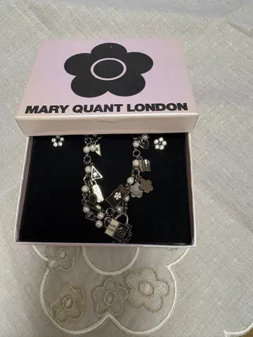 MARY QUANT 참 팔찌 귀걸이 세트