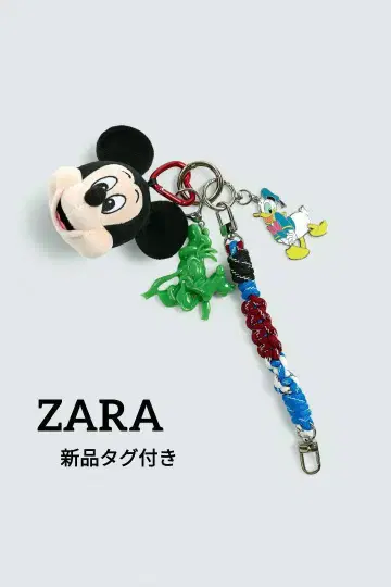 ZARA 멀티 참 키링 미키마우스