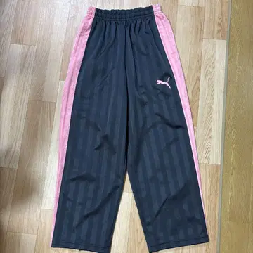 PUMA 블랙/핑크 저리 세트 S, S 사이즈