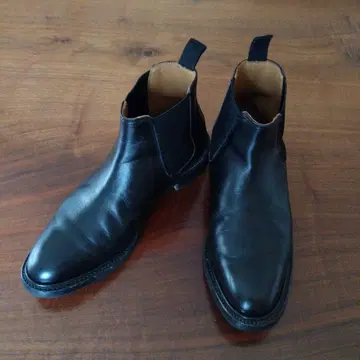 블랙 가죽 첼시 부츠