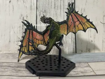 몬스터 헌터 스탠다드 모델 라이제크스 피규어 1