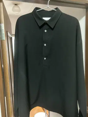 MB 로우 라인 풀오버 카라 부착 블랙 S 사이즈