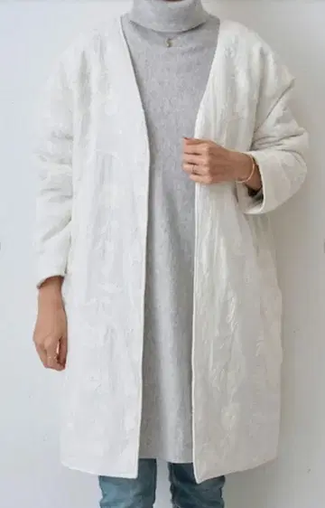 보타니컬 자수 코쿤 코트