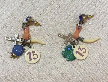 N2 by Les Nereides 레네레이드 귀걸이 럭키 아이템