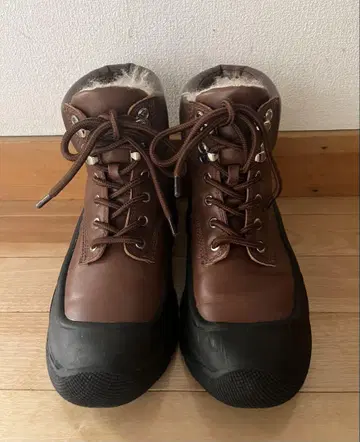 ZARA 트레킹 스노우 부츠 사이즈 39