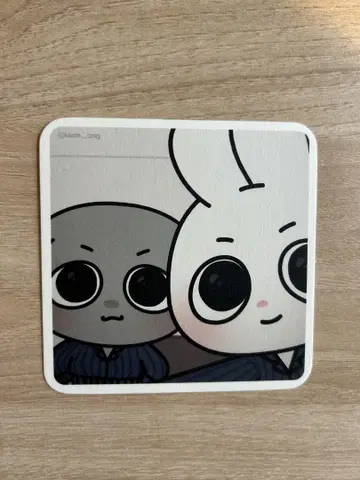 카문과 앤트 콜라보 카페 코스터