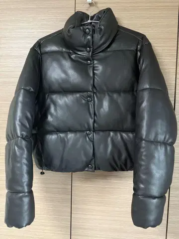 ZARA 인조 가죽 퍼프 자켓