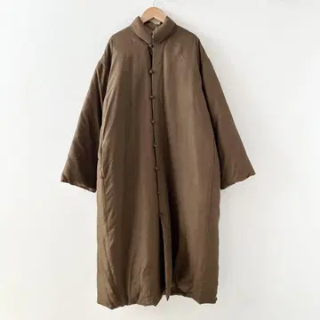 요건 레일 차이나 다운 코트 베이지