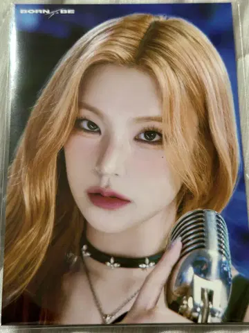 ITZY born to be 랜티큘러 예지 트레이딩 카드