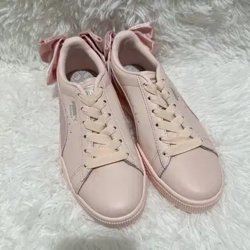 PUMA 바스켓 리본 스니커즈 핑크 23.5cm