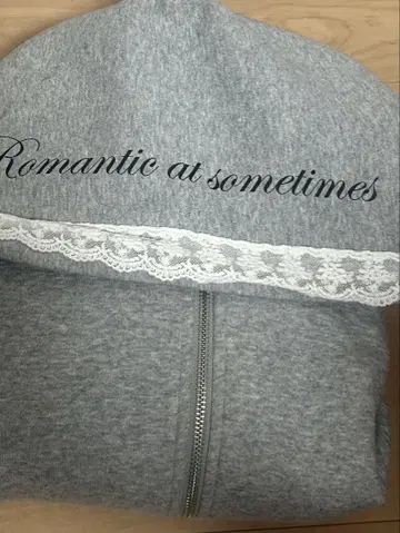 smyeon Compact lace zip hoodie