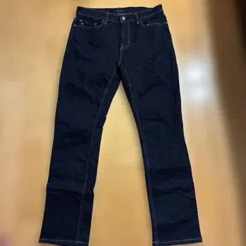 TOMMY HILFIGER 다크 블루 스트레이트 데님