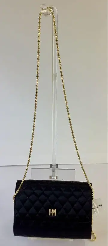 일세를 풍미했던 하나에모리 블랙 포멀 백. 앤티크하면서 미사용입니다.