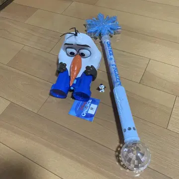 올라프 쌍안경과 미니 피규어 세트
