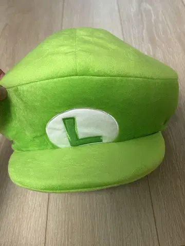 루이지 플리스 모자