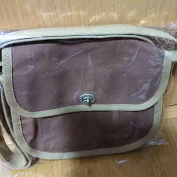 신잔로 캔버스 숄더백 브라운